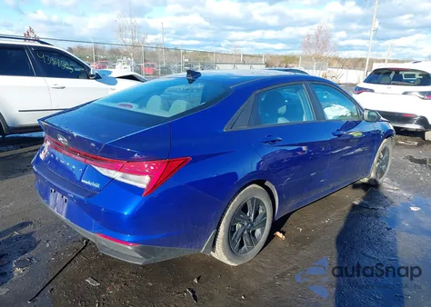 2023 Hyundai Elantra Hybrid Blue z USA, uszkodzony, nr VIN KMHLM4AJ5PU051301